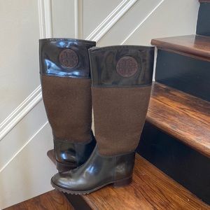 Tory Burch boots like new
